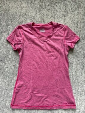 Under Armour Pink Women’s Short Sleeve Performance Tee